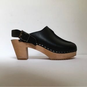 Skola Organic Comfort Footwear Clogs, Black, Size 37